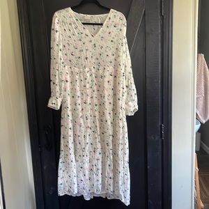 Target dress. Worn once. Very comfy.